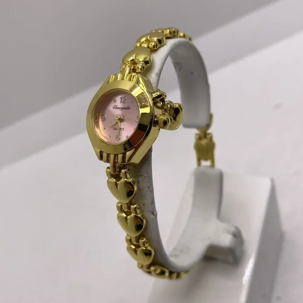 Womens Gold Tone Heart Charm Fashion Watch Works New Battery